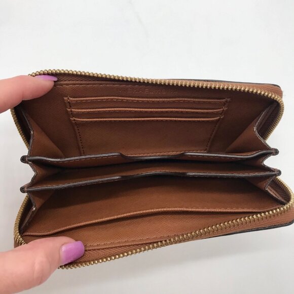 Michael Kors Brown Saffiano Leather Jet Set Zip Around Wallet - Picture 10 of 10